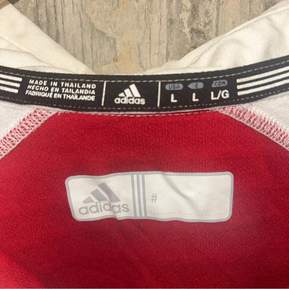 Adidas‎ University of Wisconsin Badgers Men's Red and White Jersey Large